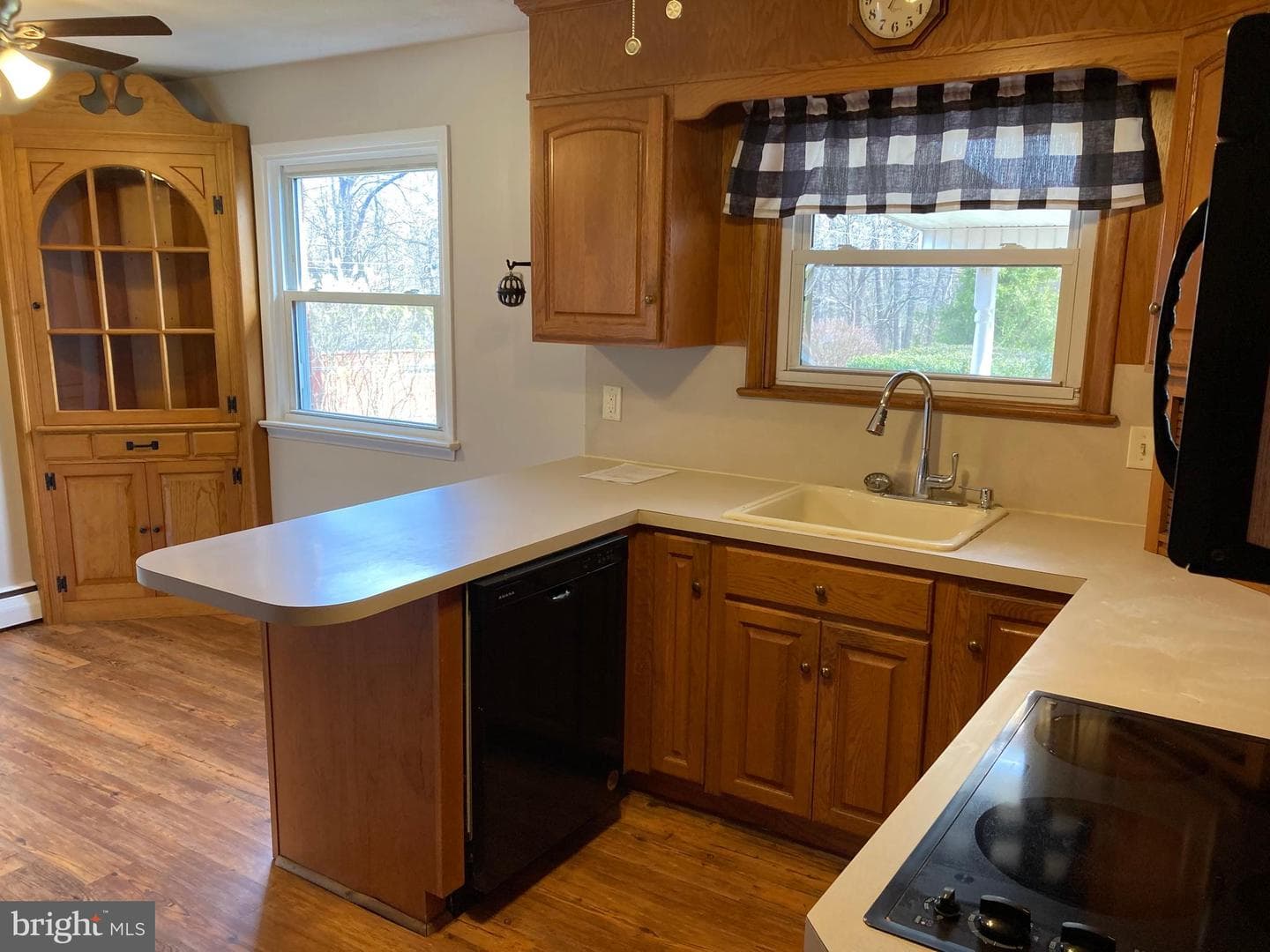 147 Penn Avenue photo 6