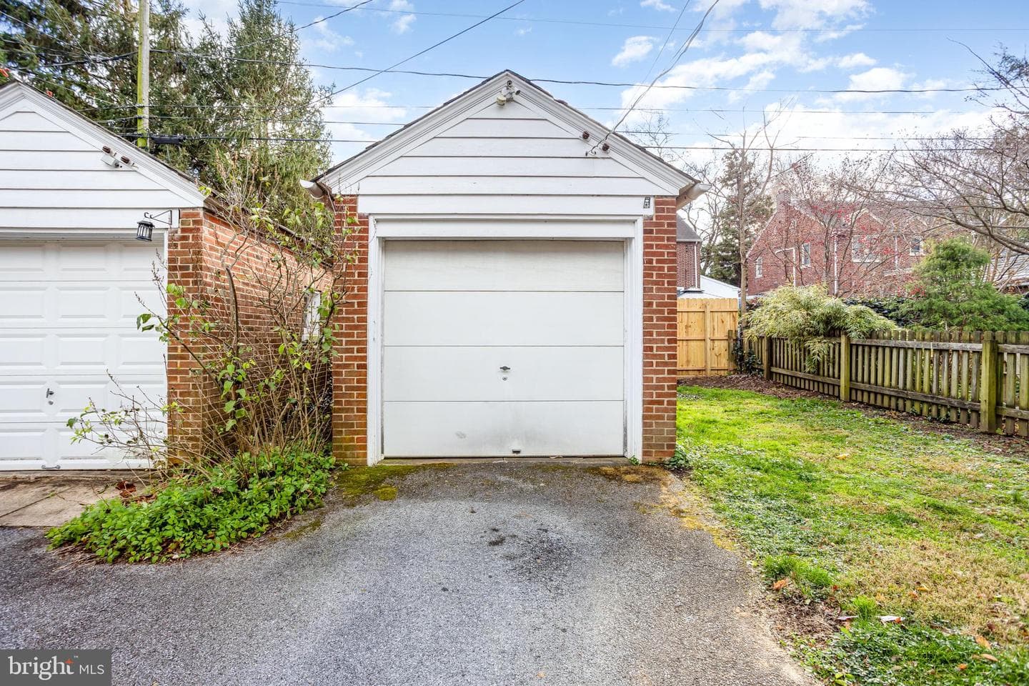 862 Pleasure Road photo 36