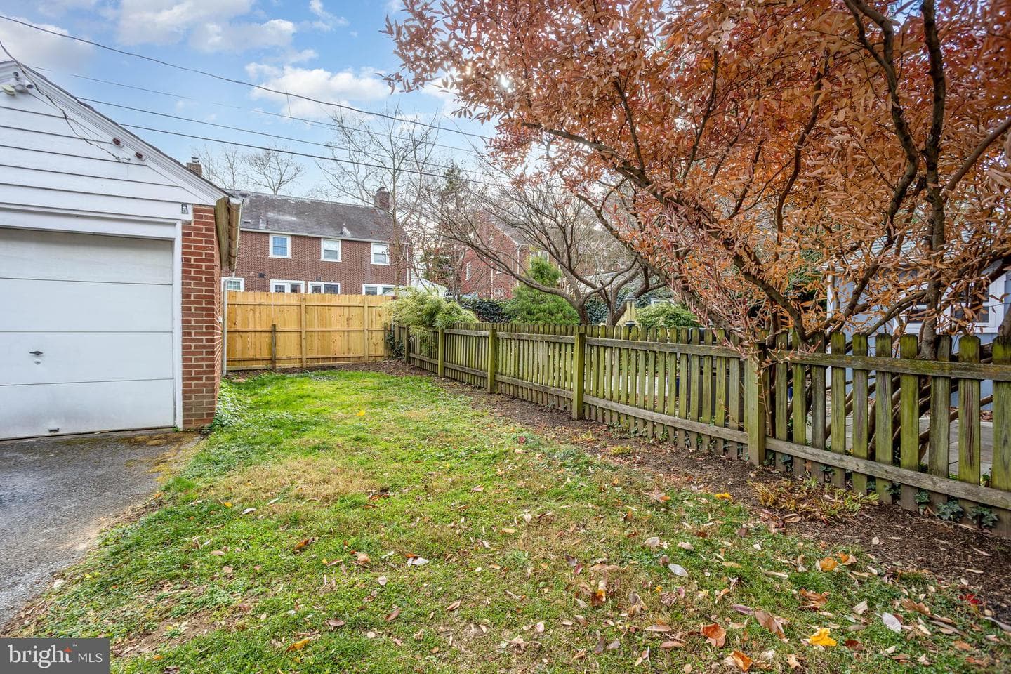 862 Pleasure Road photo 5