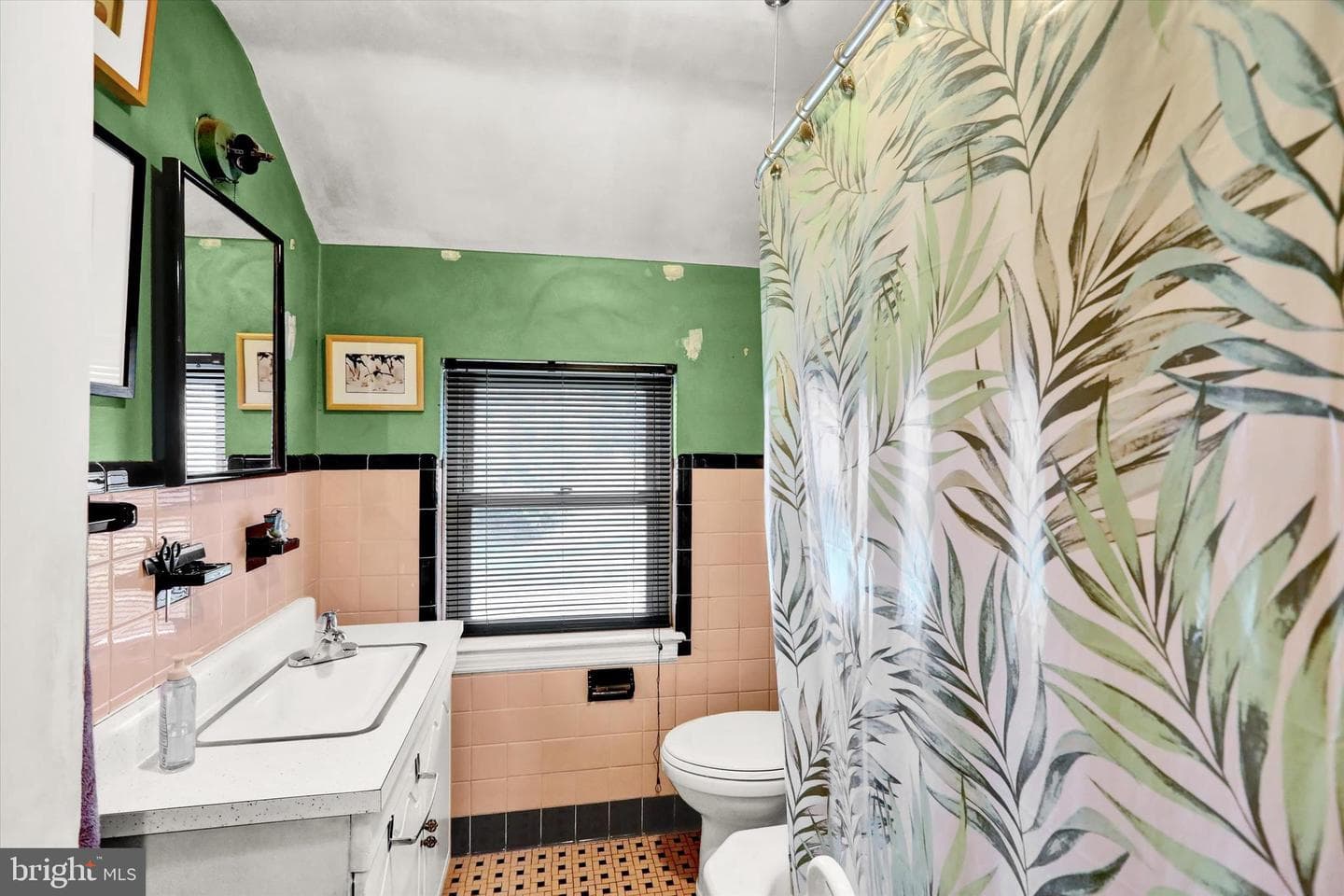 53 Spencer Avenue photo 12