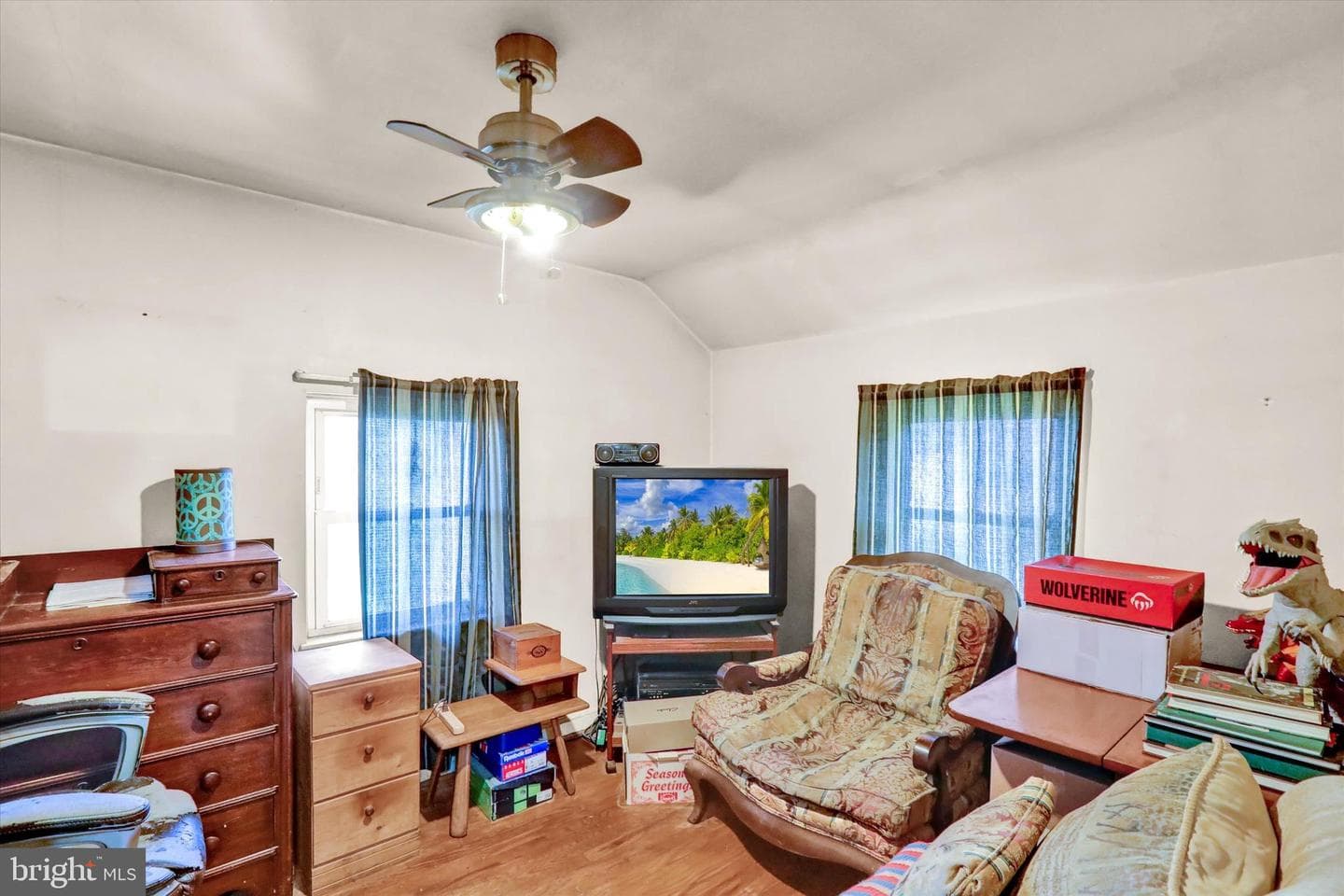 53 Spencer Avenue photo 14