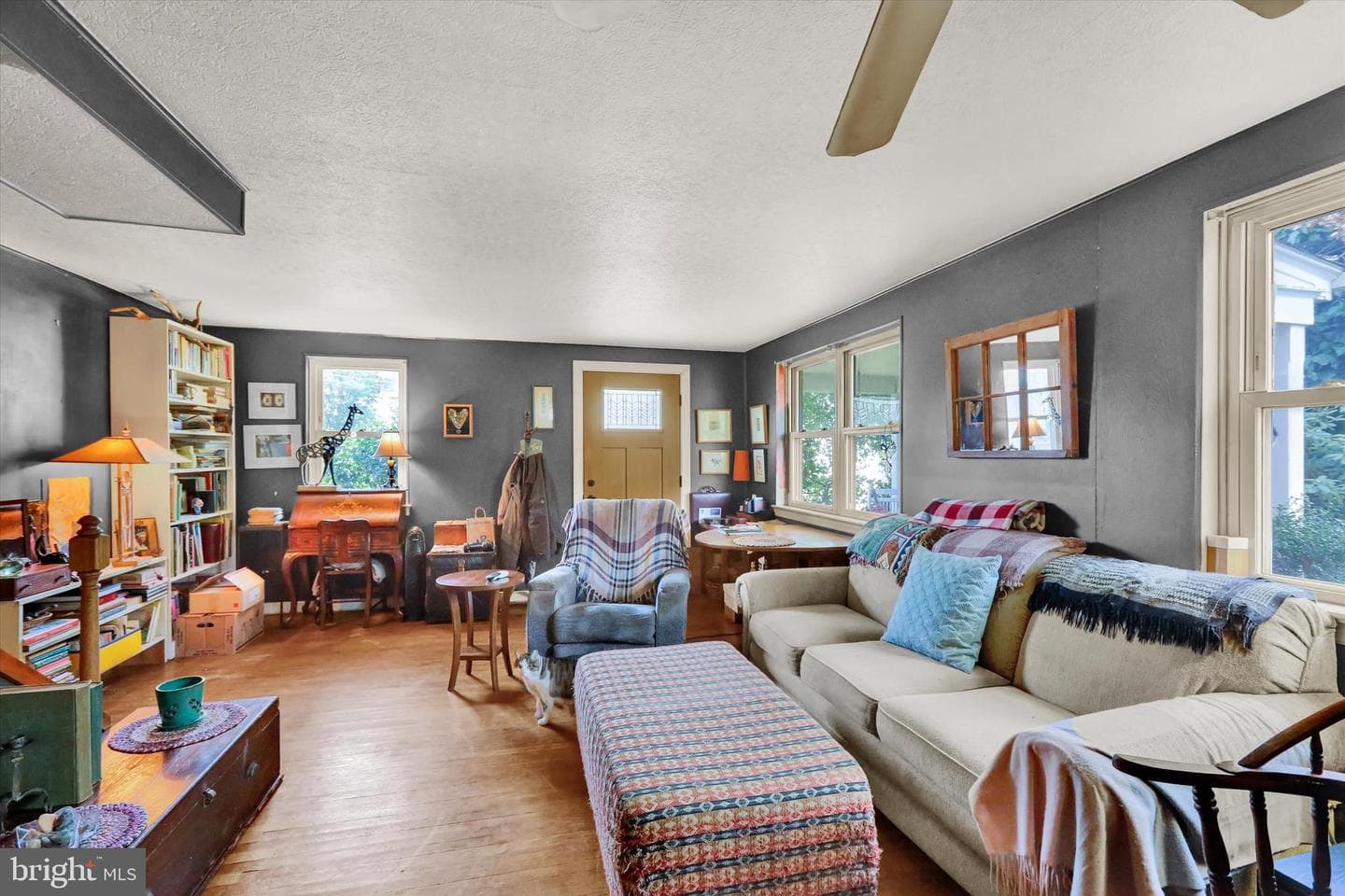53 Spencer Avenue photo 9