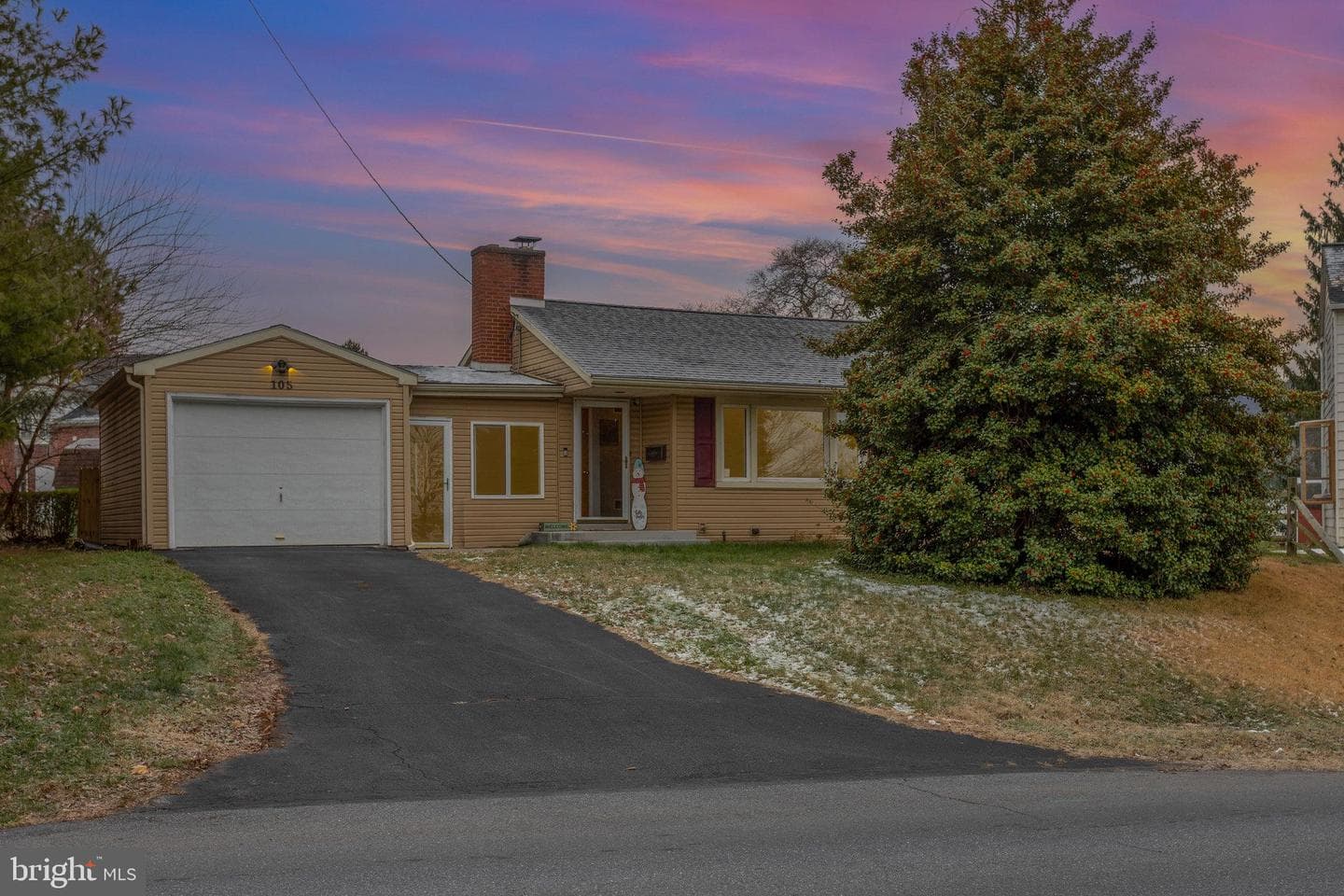 105 N Waterford Avenue photo 3