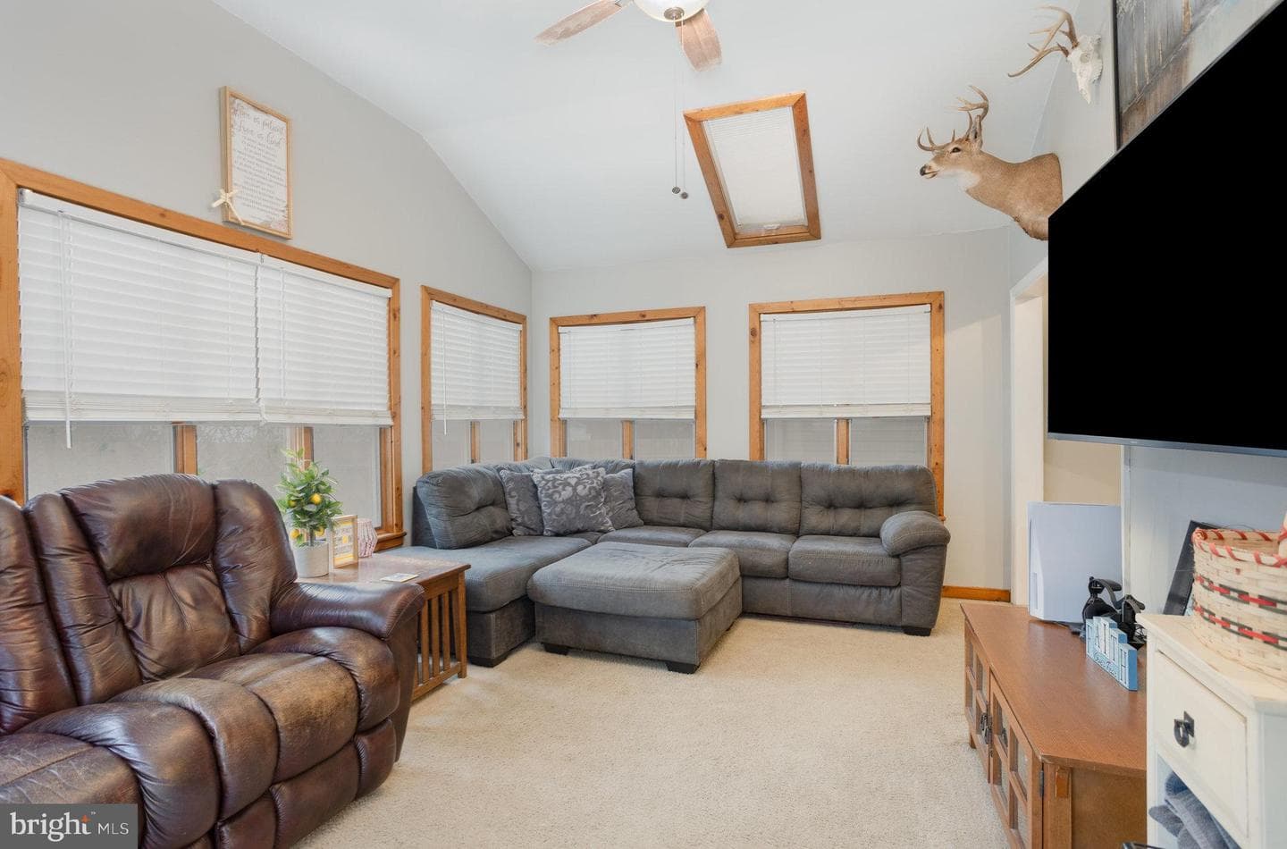 105 N Waterford Avenue photo 5