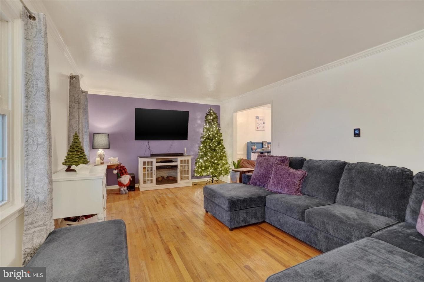 333 Ashford Drive photo 2