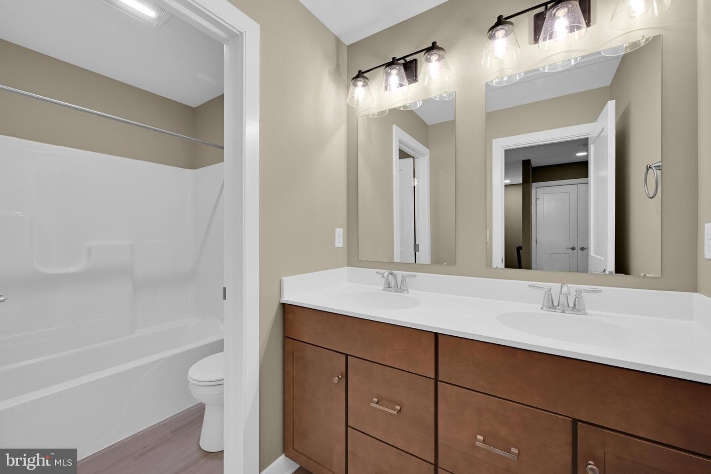 307 Ridgefield Drive photo 26