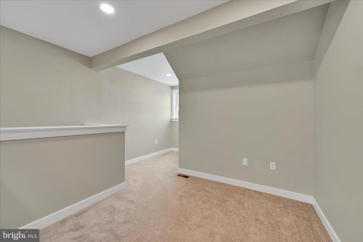 309 Ridgefield Drive photo 16