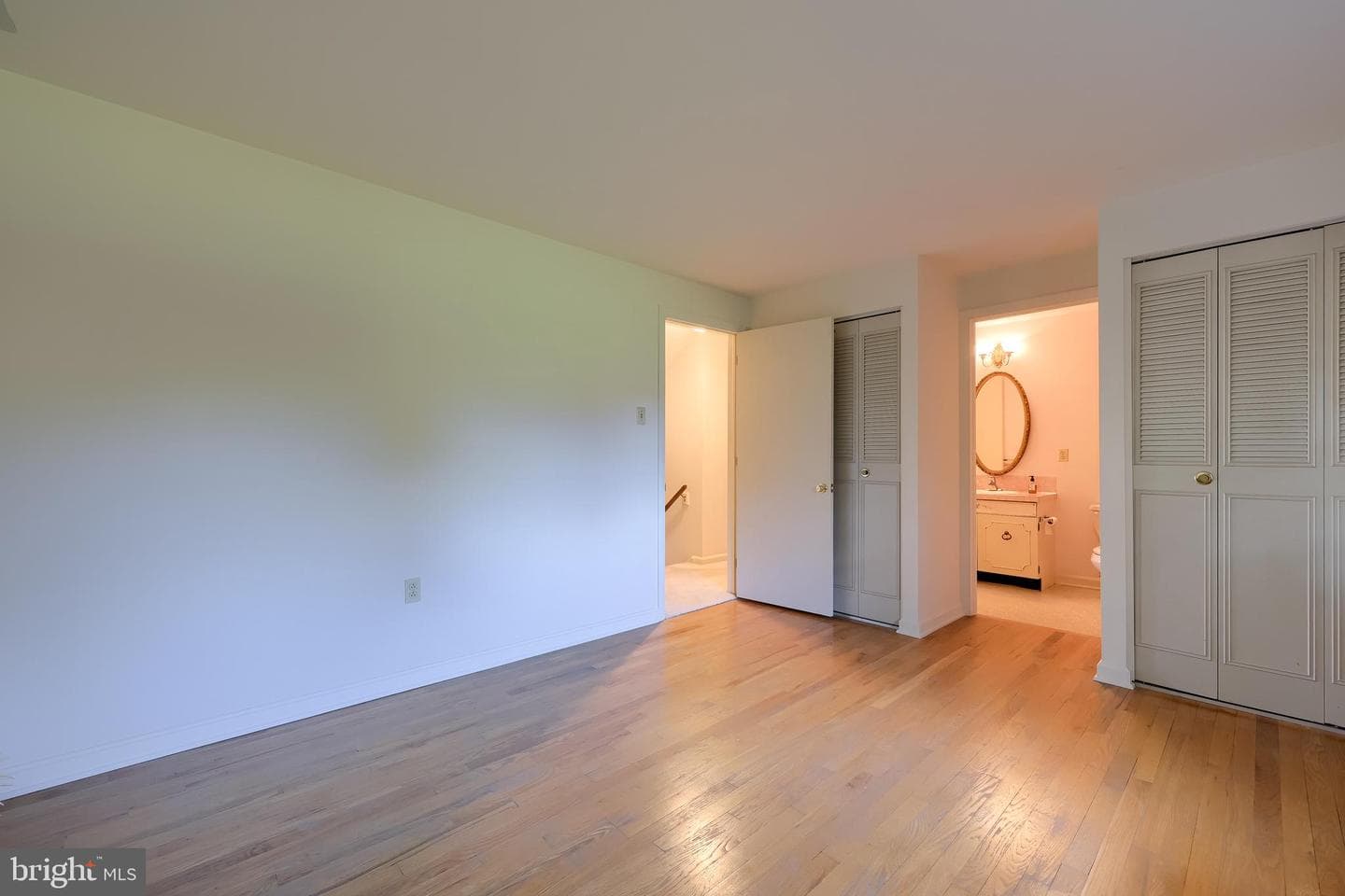 1821 Santa Barbara Drive photo 32