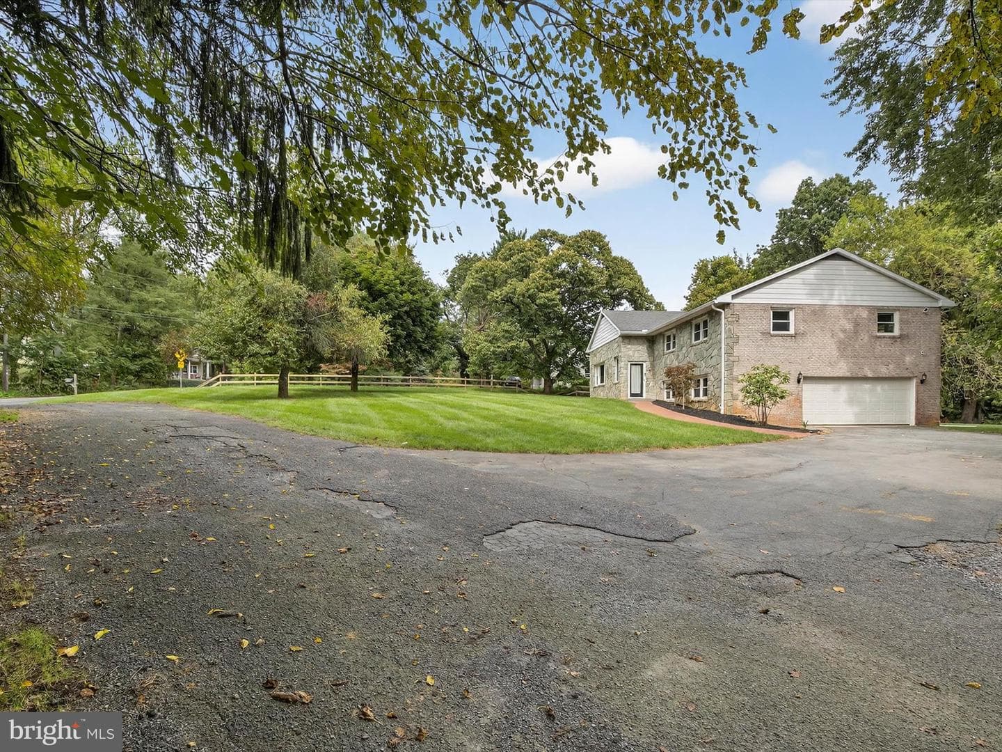 2010 Landis Valley Road photo 48