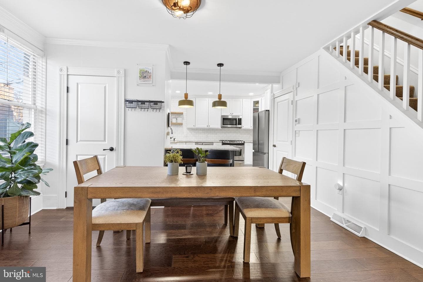 37 N Mary Street photo 3