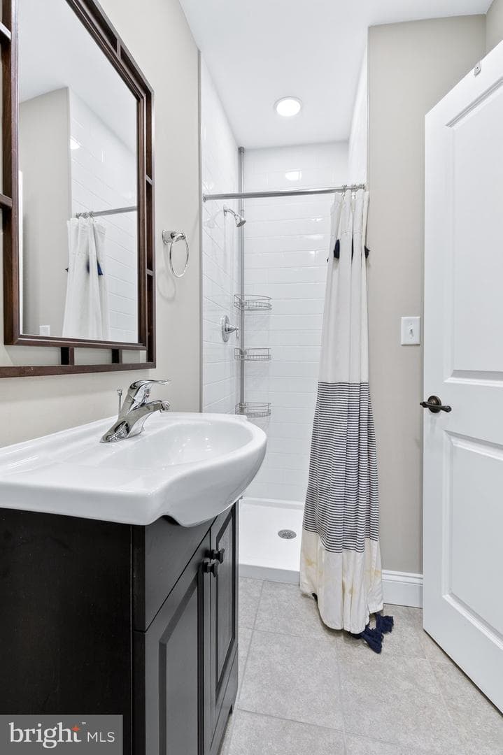 37 N Mary Street photo 33