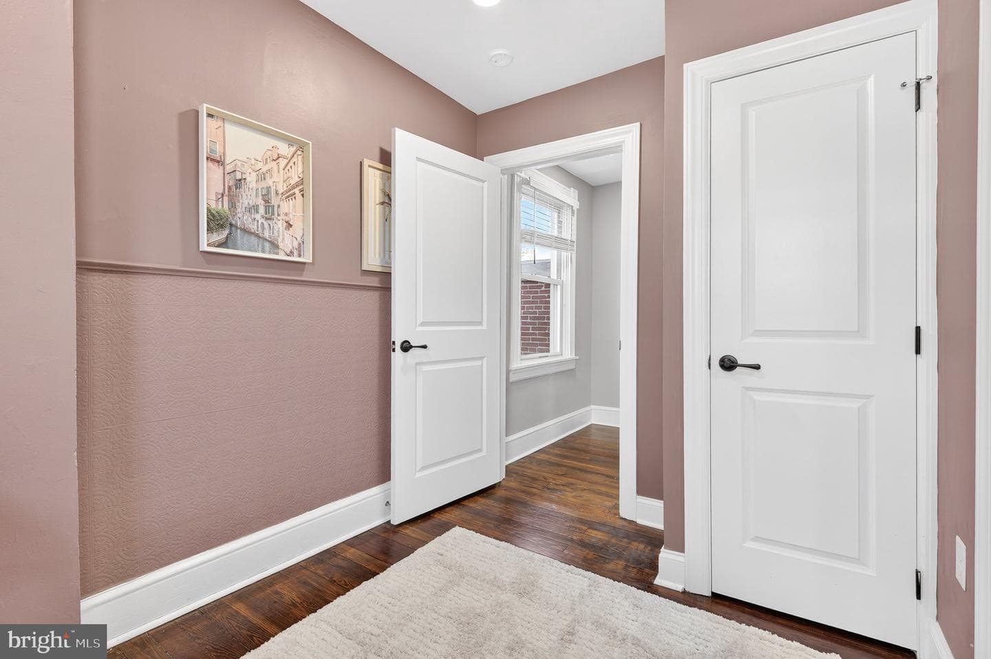 37 N Mary Street photo 35