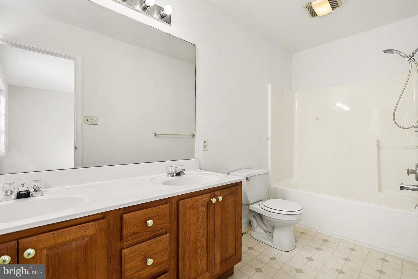 3954 Laurel Run photo 21