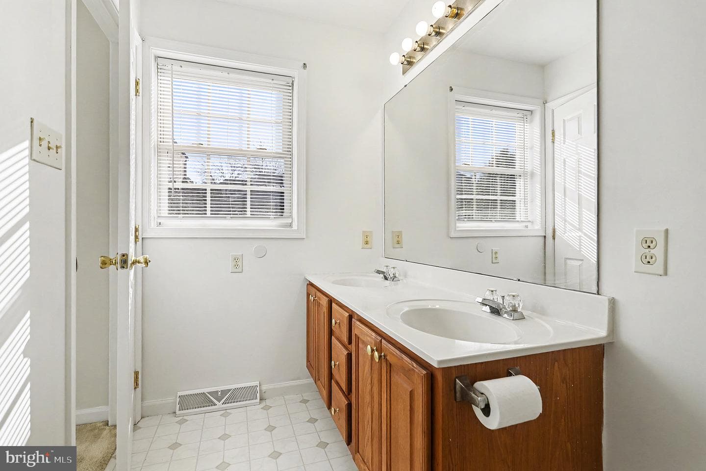 3954 Laurel Run photo 23