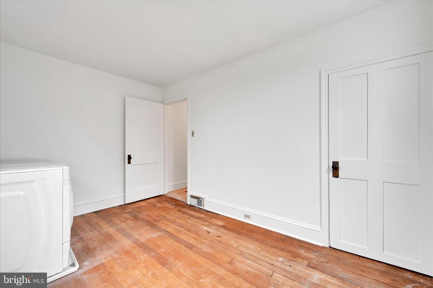 1211 River Road photo 21