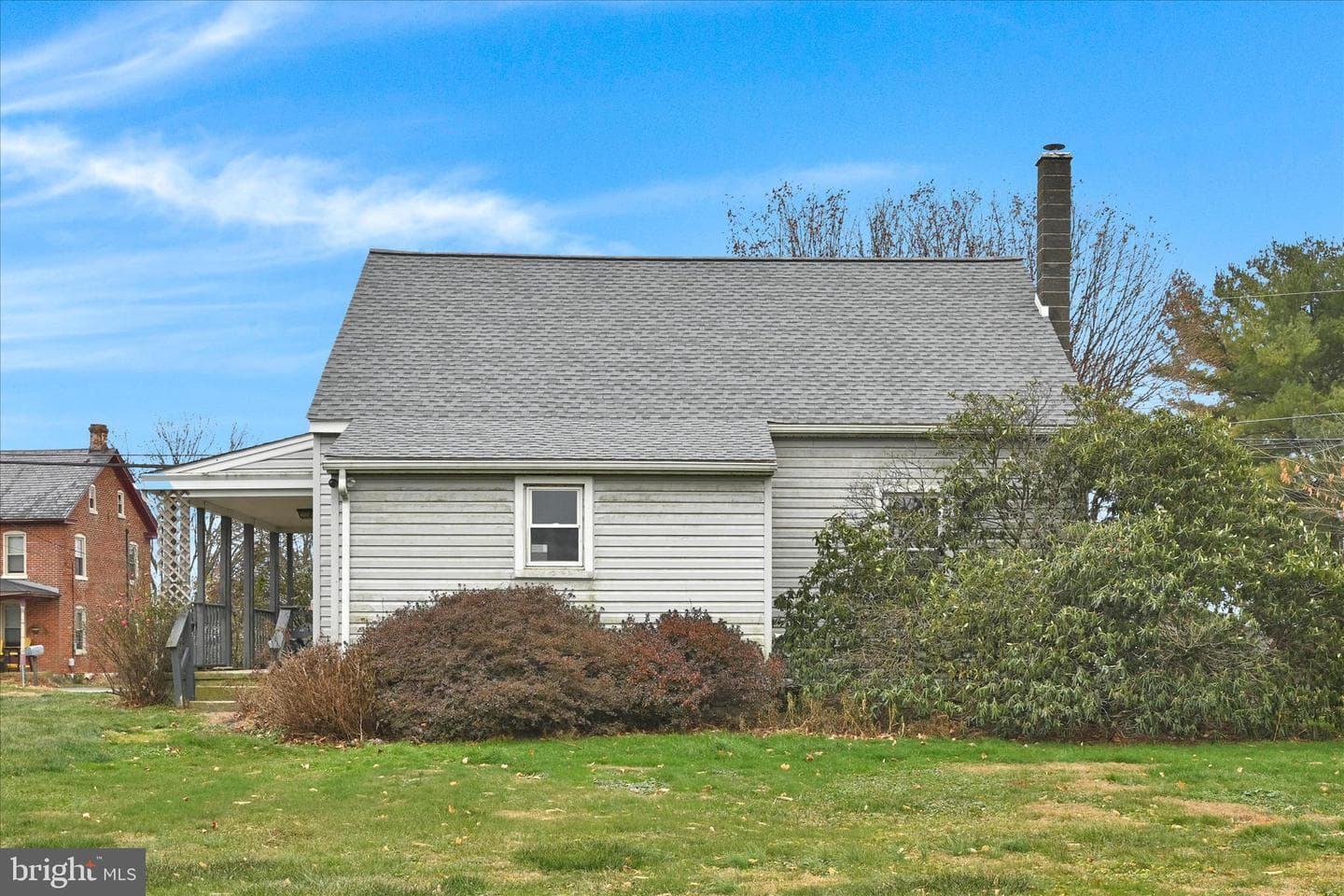 1211 River Road photo 30