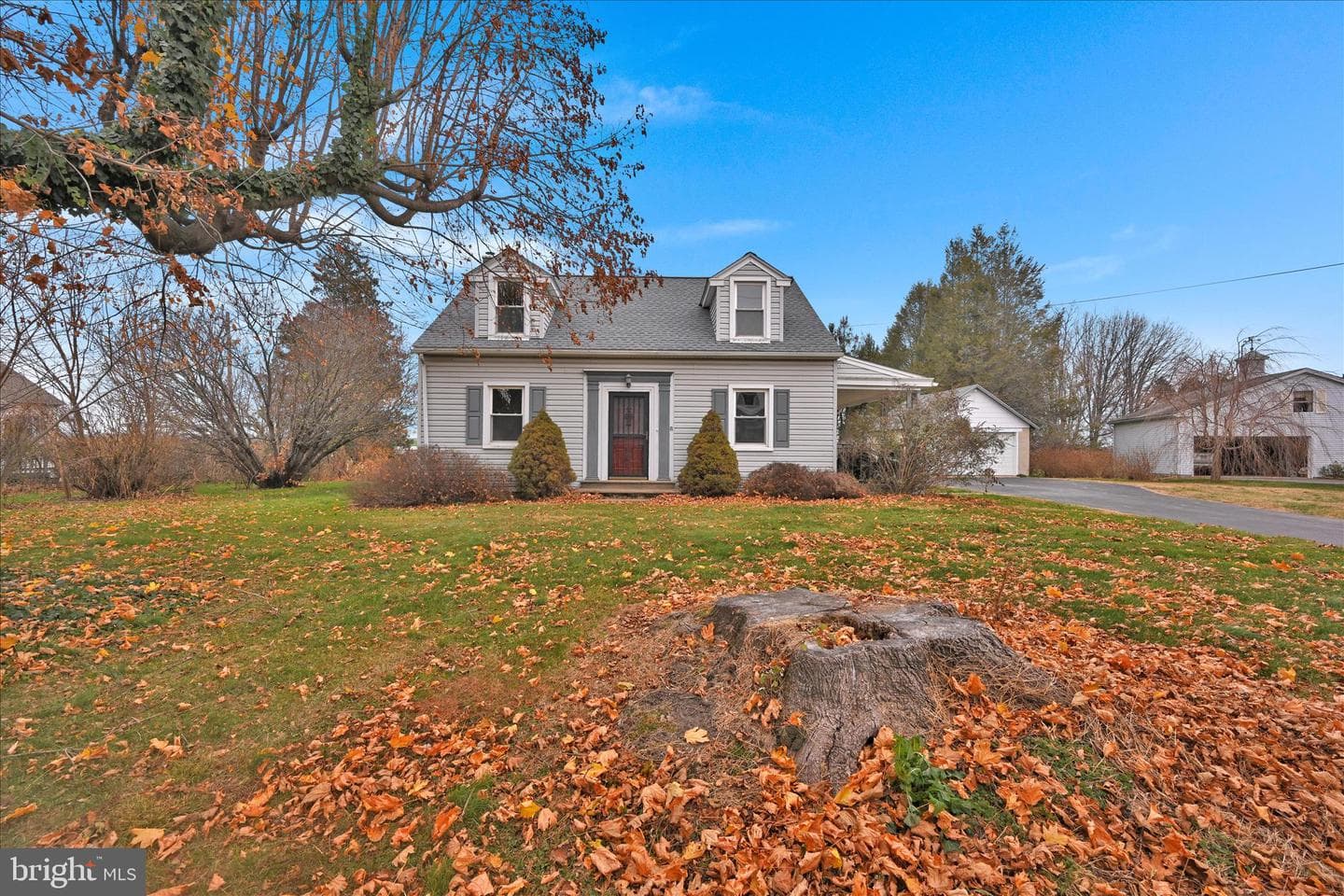 1211 River Road photo 4