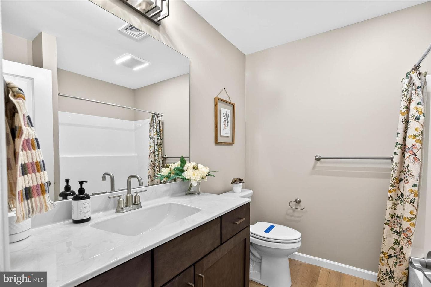 123 Hillard Field photo 33