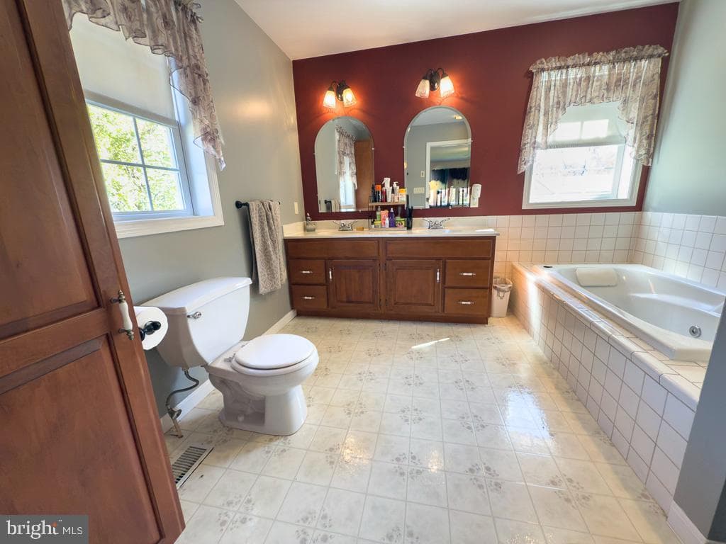 1682 Reading Road photo 17