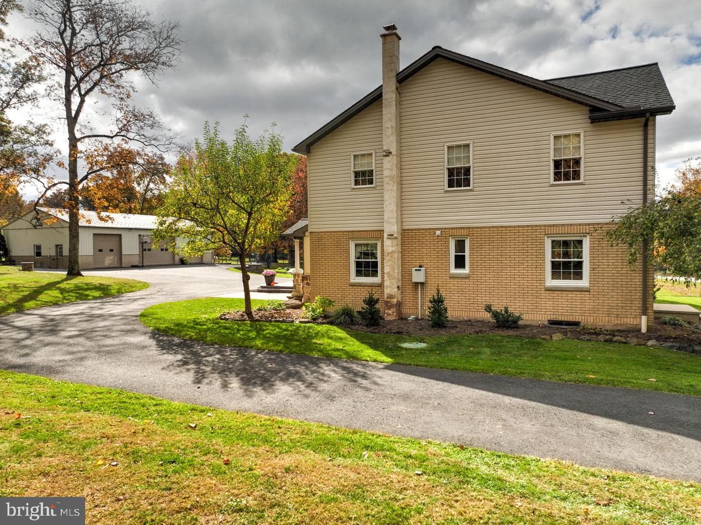 1682 Reading Road photo 28