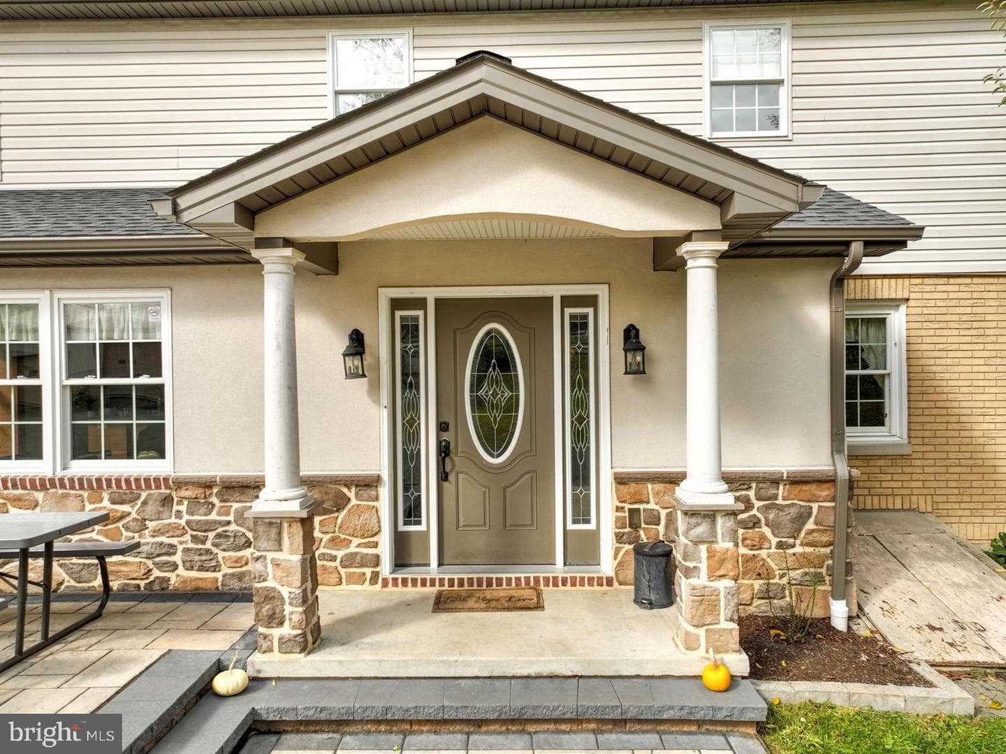 1682 Reading Road photo 32