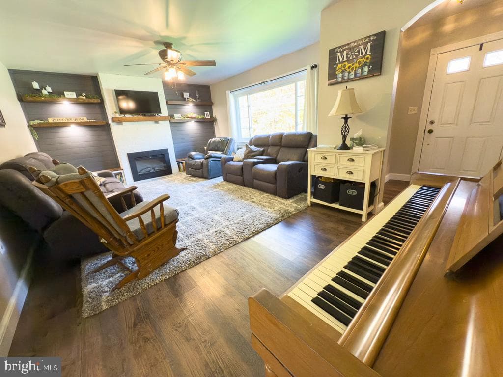 1682 Reading Road photo 6