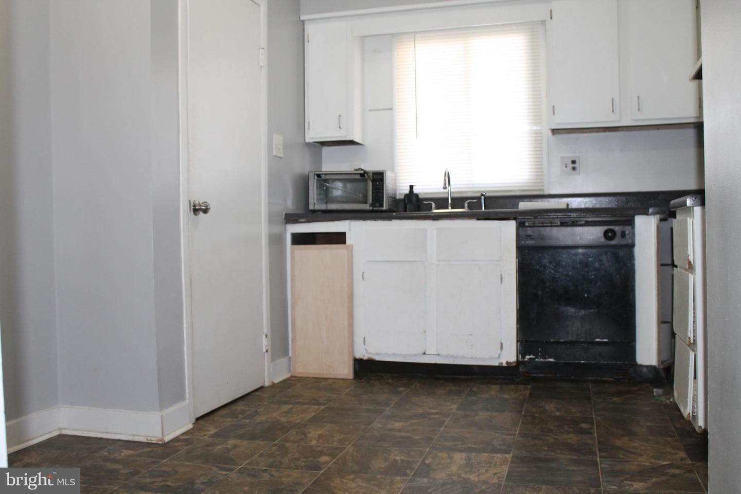 347 Greenland Drive photo 13