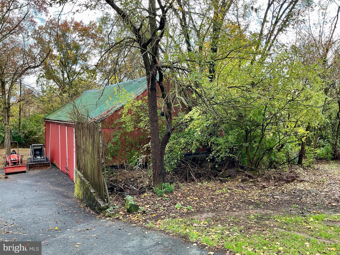 1145 Reading Road photo 17