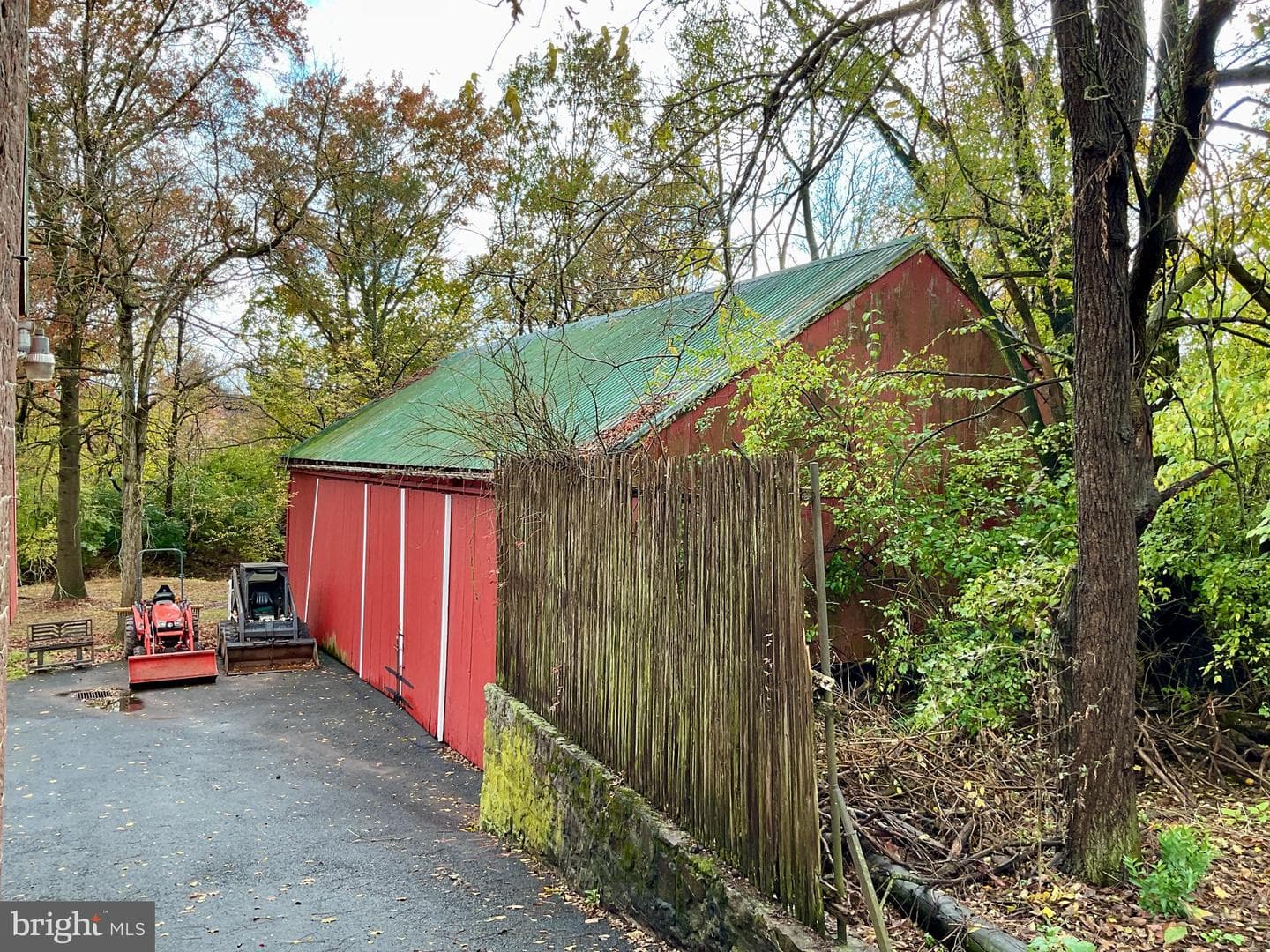 1145 Reading Road photo 18