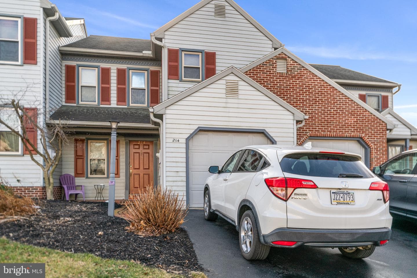 214 Sand Court photo 1