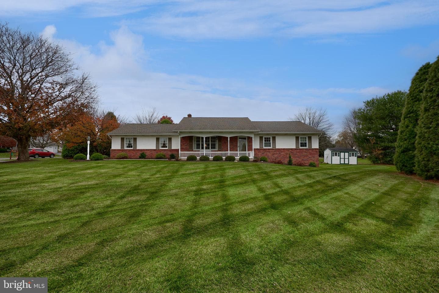 10 Carriage Drive photo 3