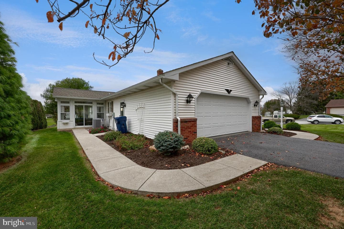 10 Carriage Drive photo 8