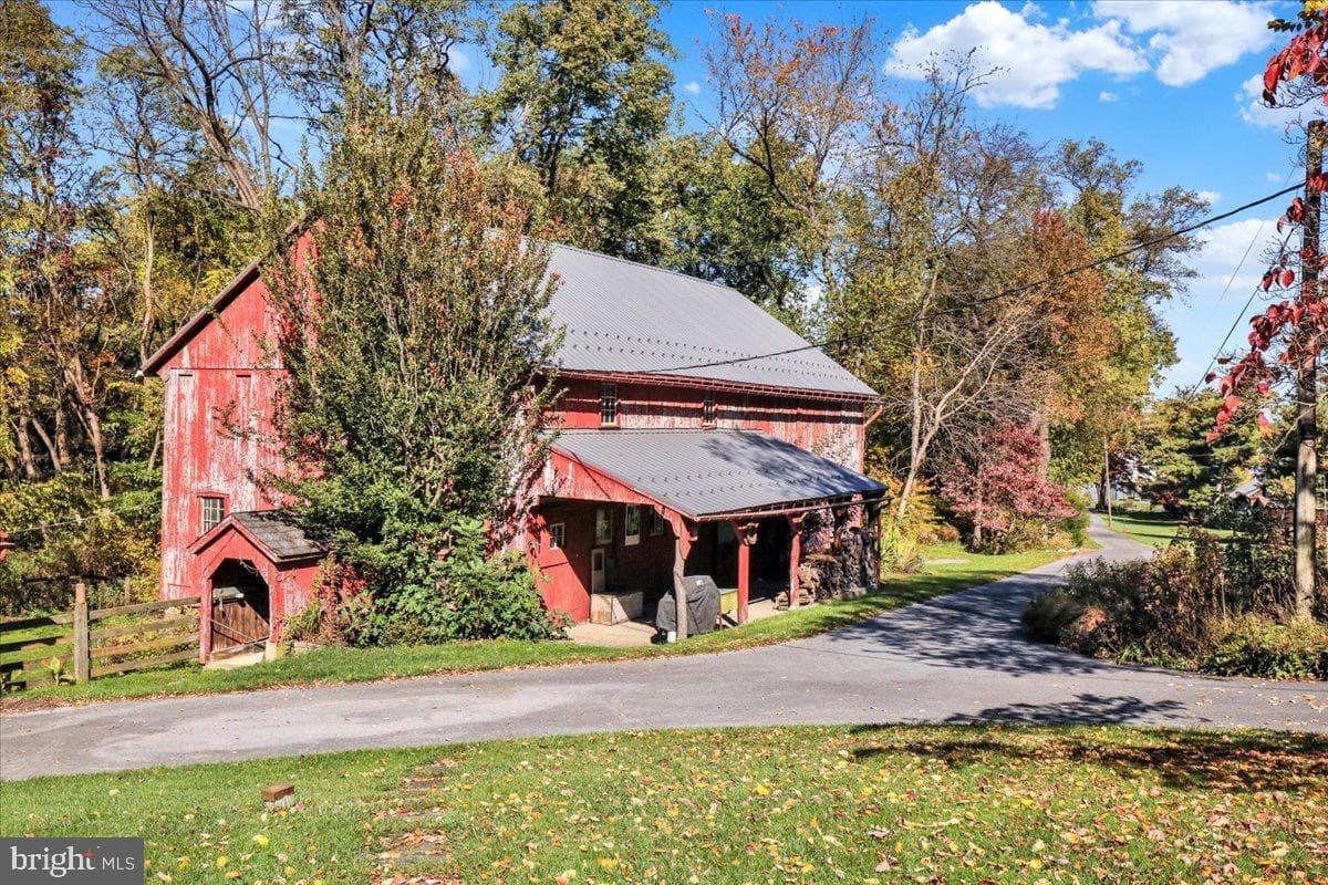 2838 Harrisburg Pike photo 21