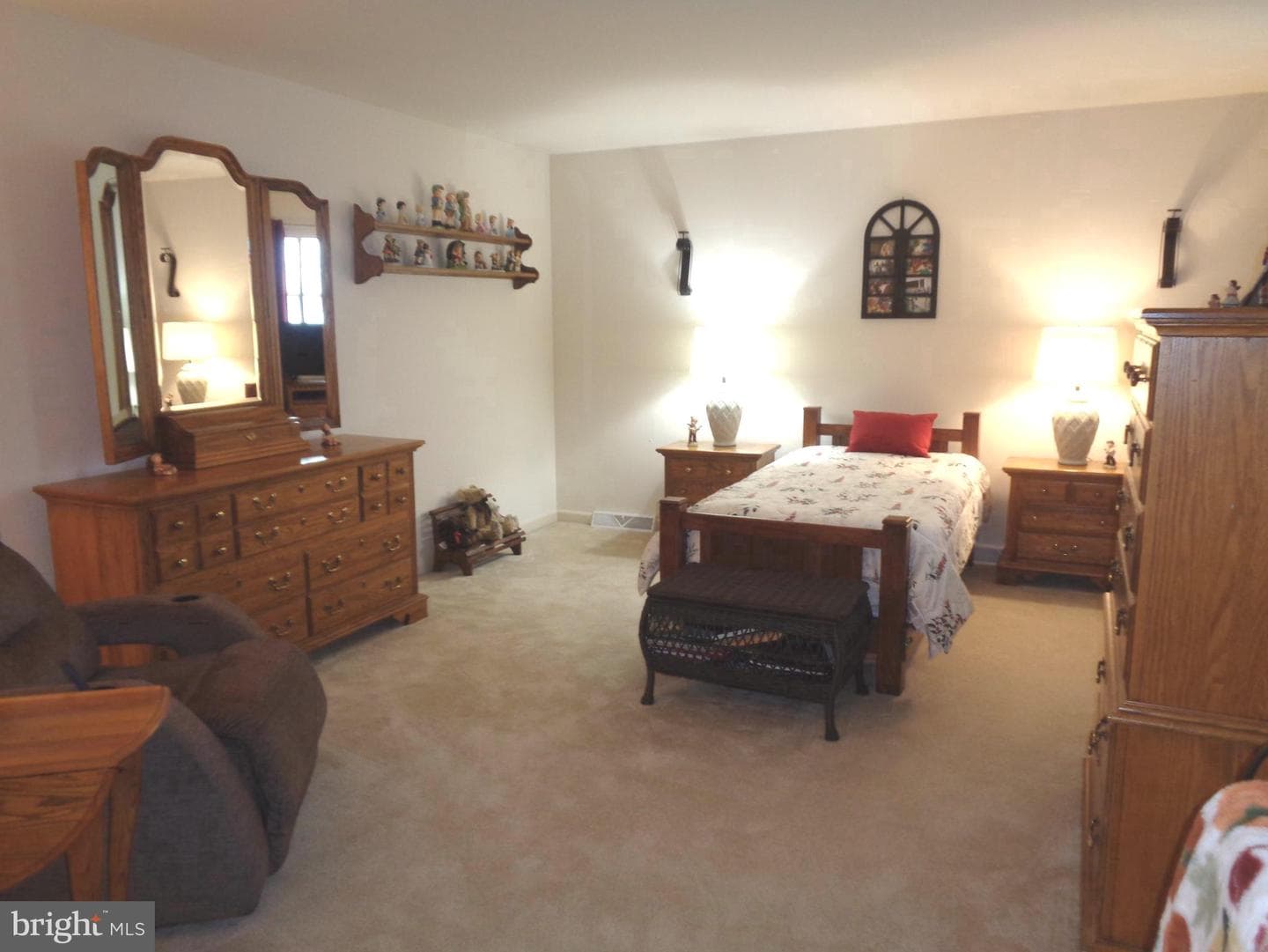 112 Sutherland Road photo 23