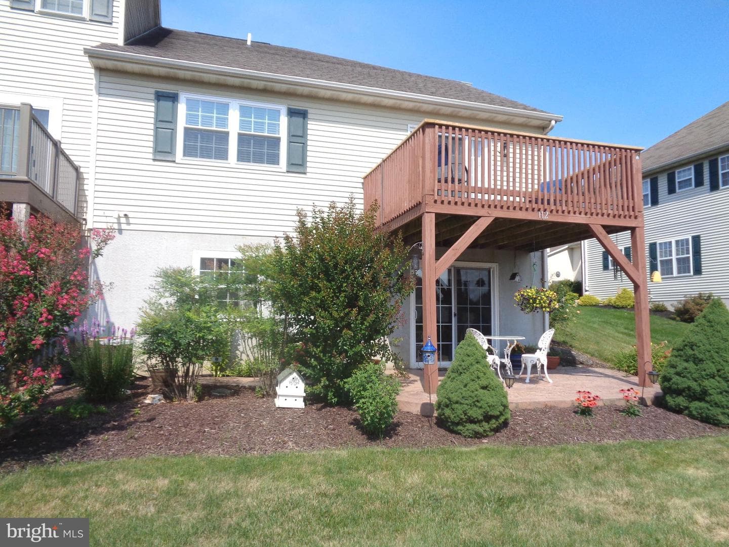 112 Sutherland Road photo 4