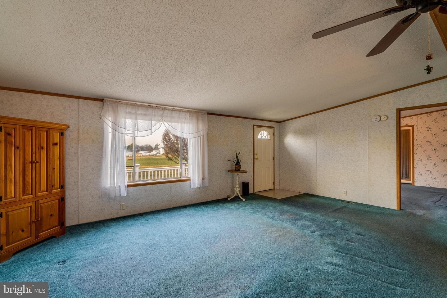 4 Hearth Drive photo 12