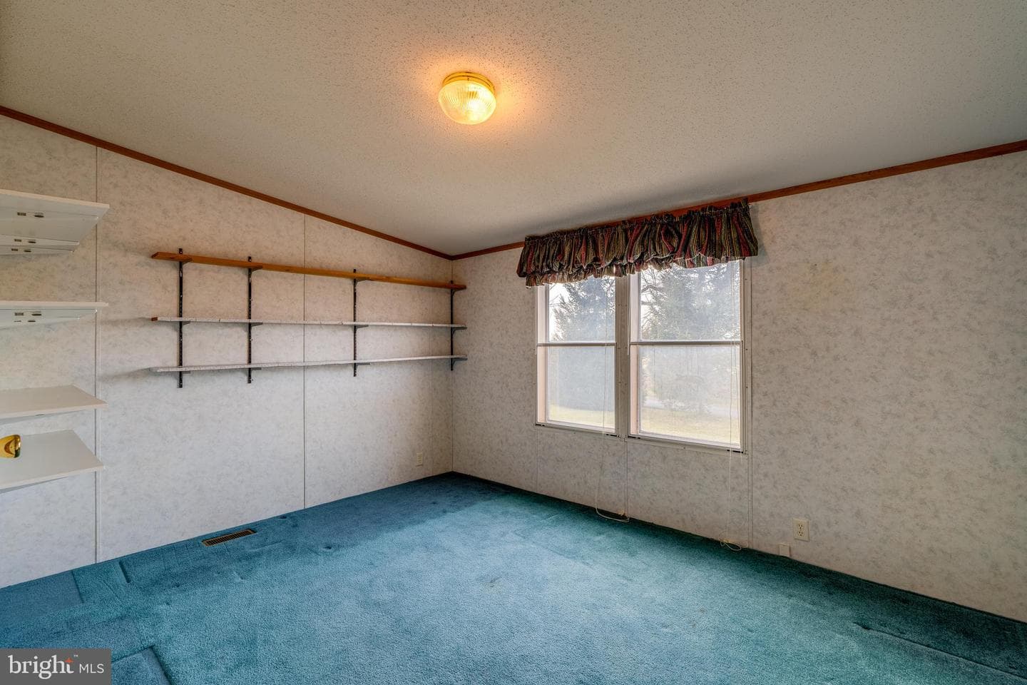 4 Hearth Drive photo 28