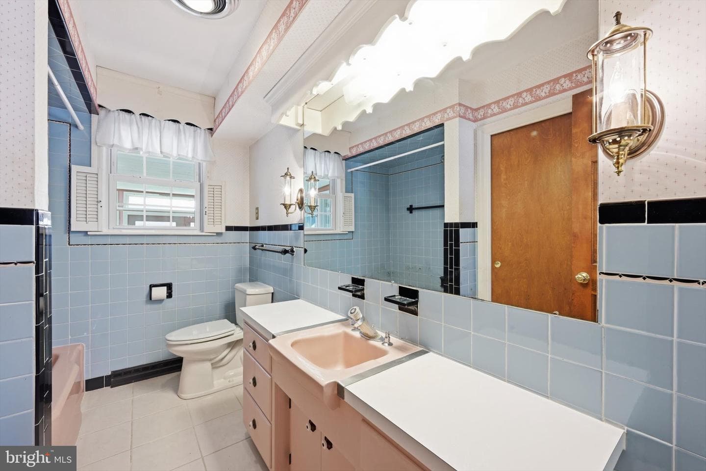 535 S 6th Street photo 15