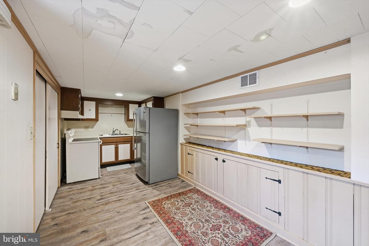 535 S 6th Street photo 30