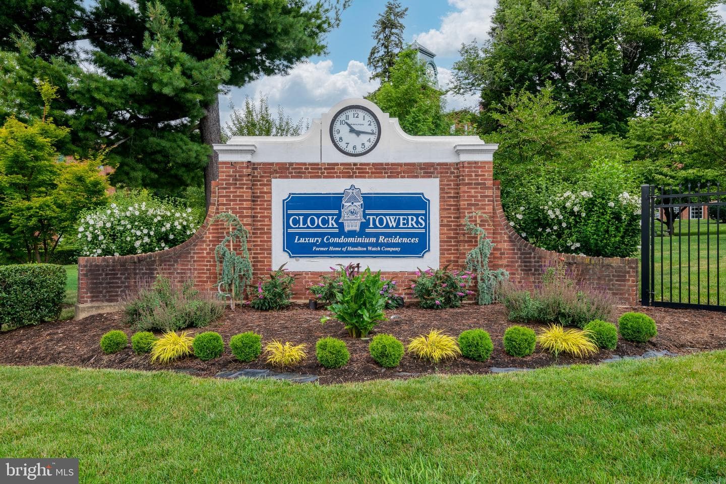 917 Columbia Avenue #232