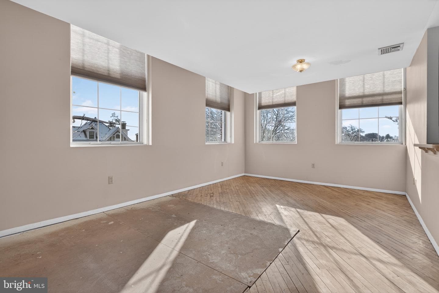 917 Columbia Avenue #232 photo 4
