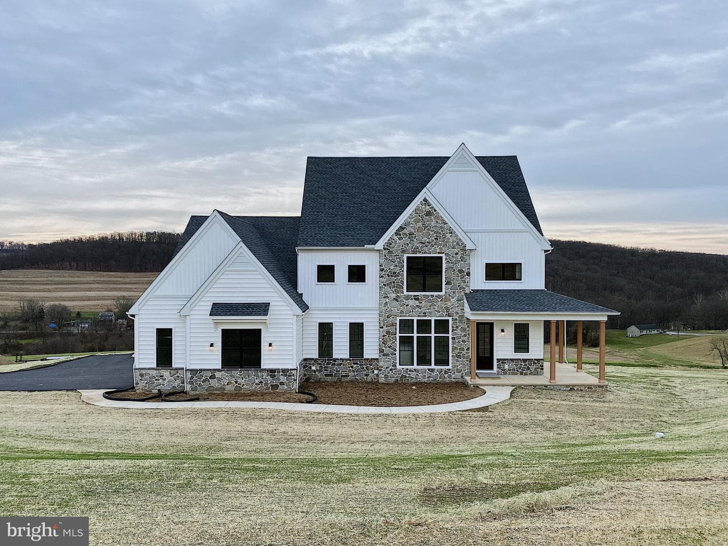 70 Long Lane, Kirkwood