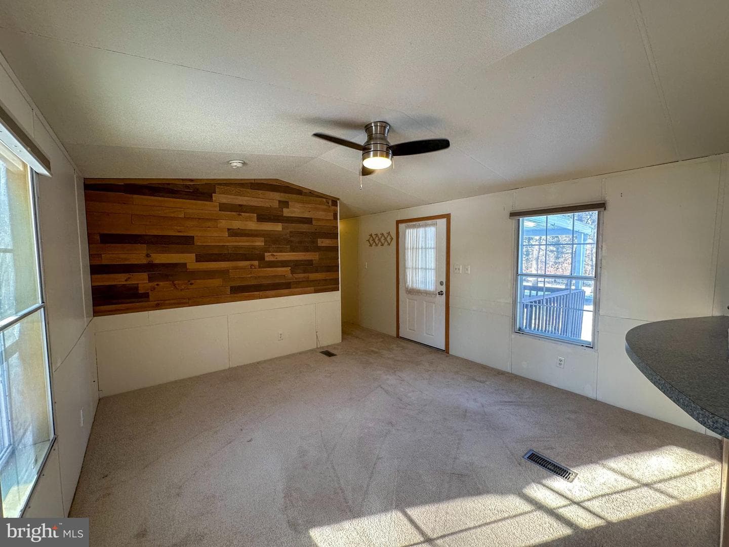 760 Azalea Lane photo 16