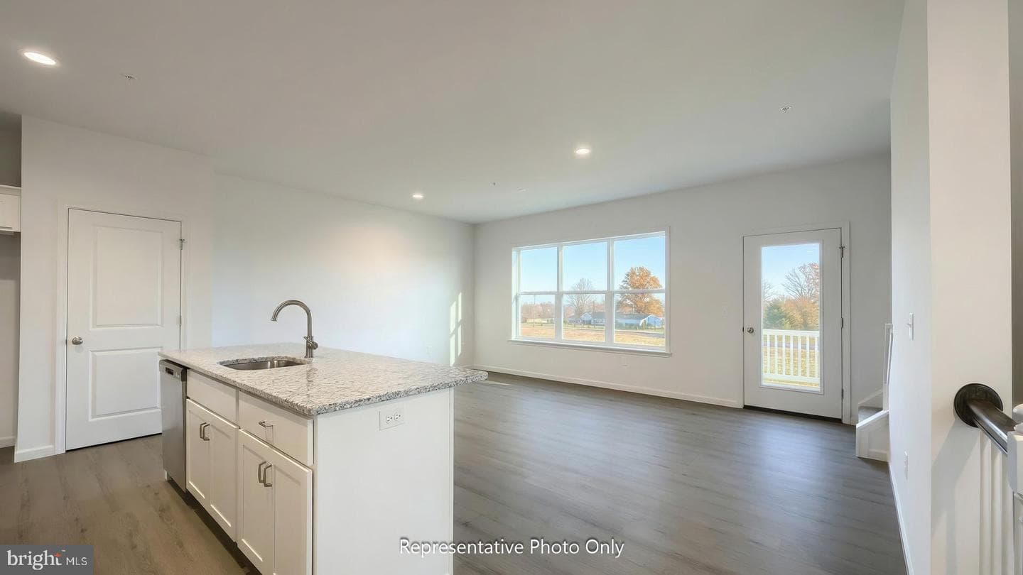 44 N Conifer Drive photo 8