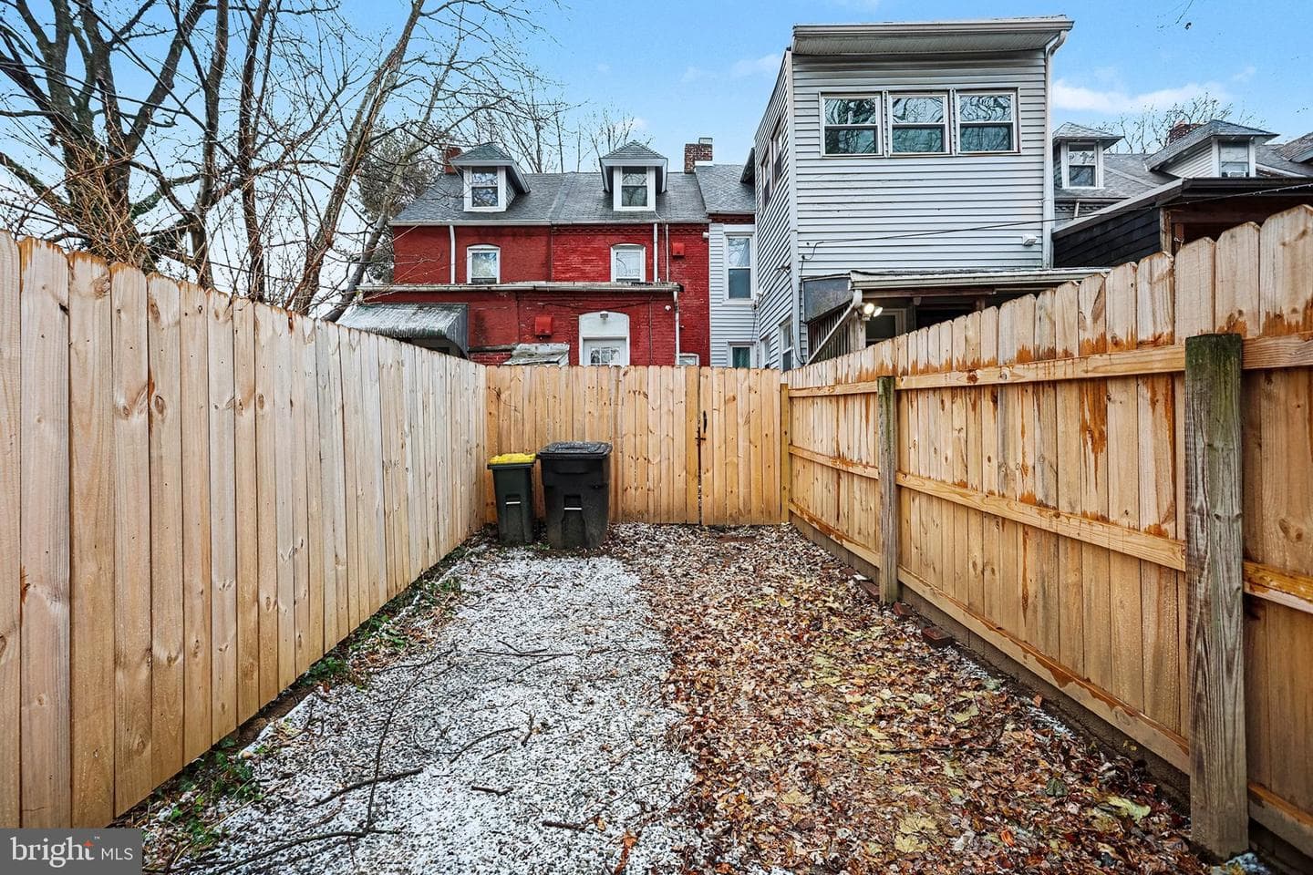 353 E Marion Street photo 28