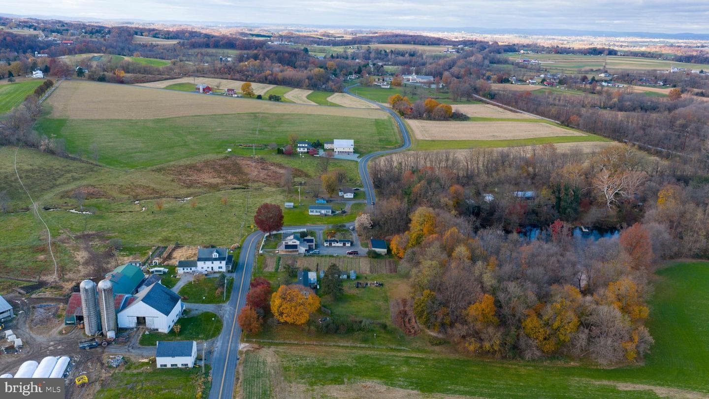 323 Fairview Road photo 13
