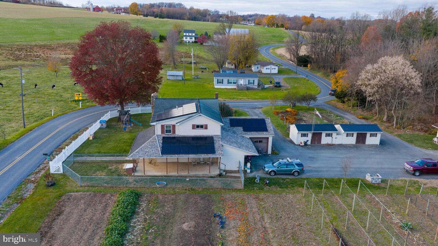 323 Fairview Road photo 16