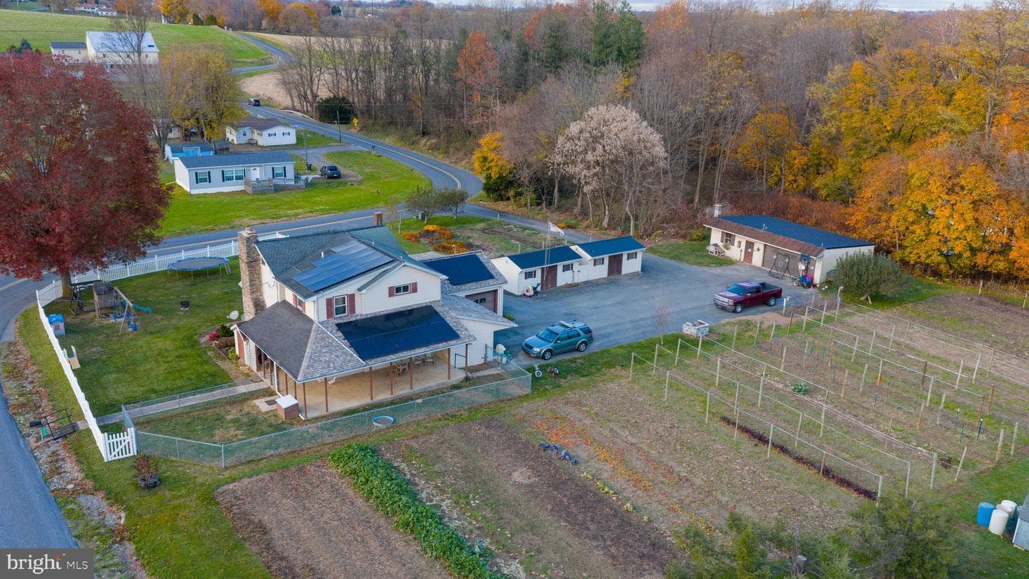 323 Fairview Road photo 17