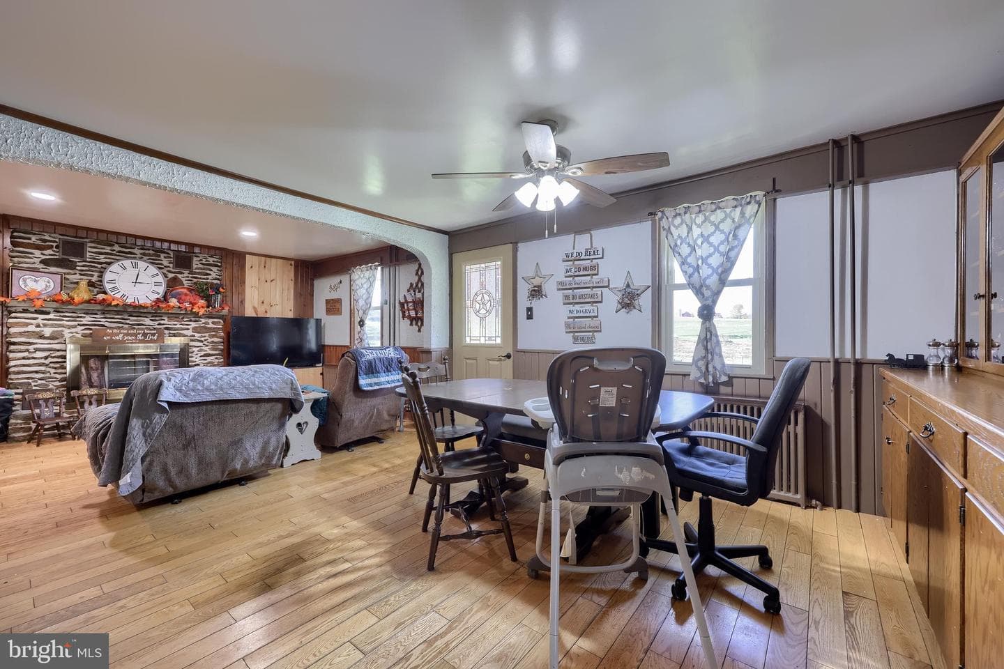 323 Fairview Road photo 34
