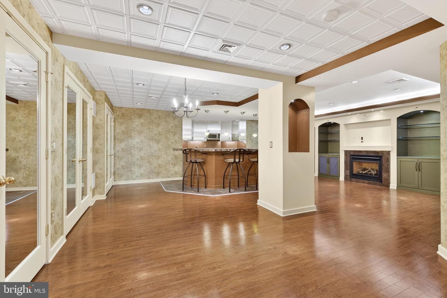 701 Woodfield Drive photo 36